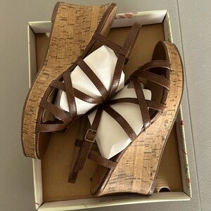 Women’s Tan Wedge Sandals